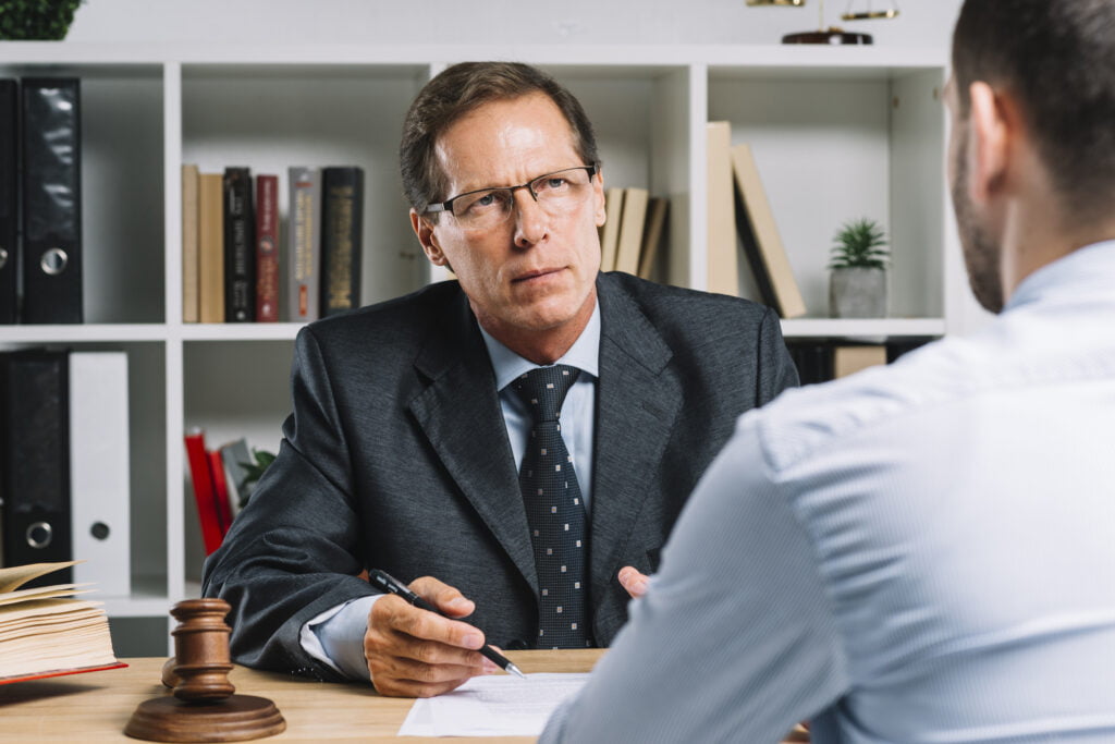 Auto Insurance Lawyer: Navigating best Legal Complexities and the Role of an Auto Insurance Lawyer